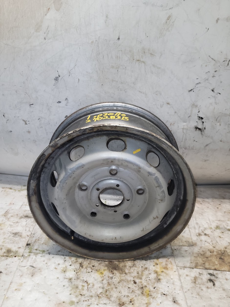 Wheel for Ford vehicles