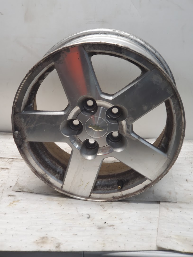 Wheel for Chevrolet vehicles