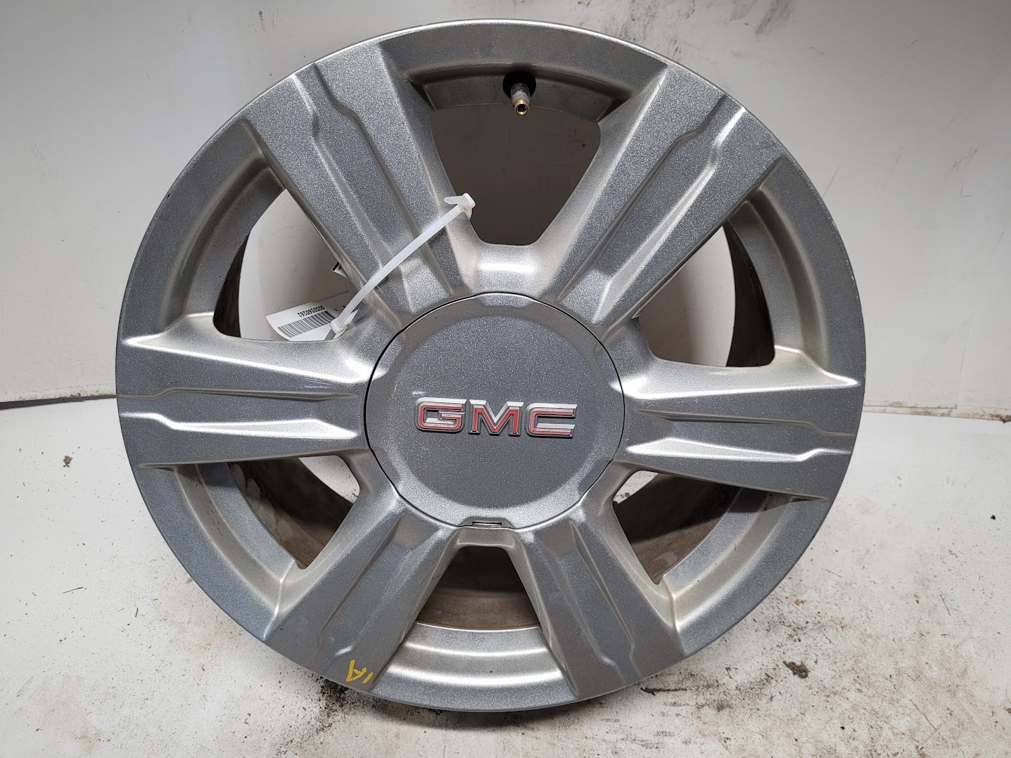Wheel for GMC vehicles