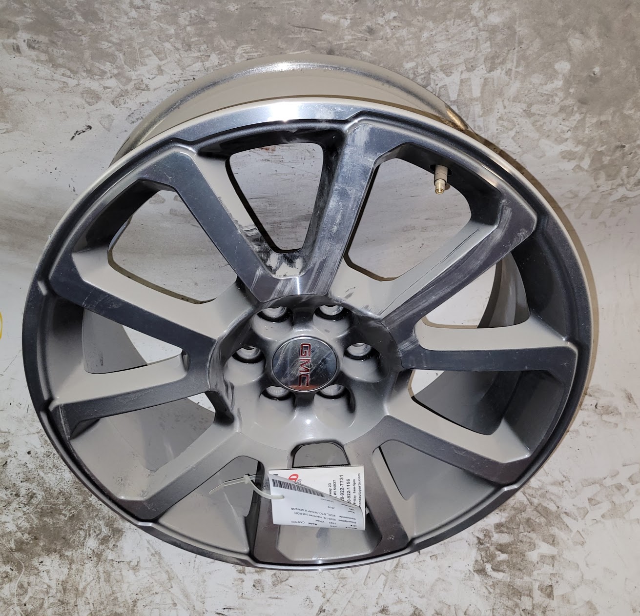 Wheel for GMC vehicles