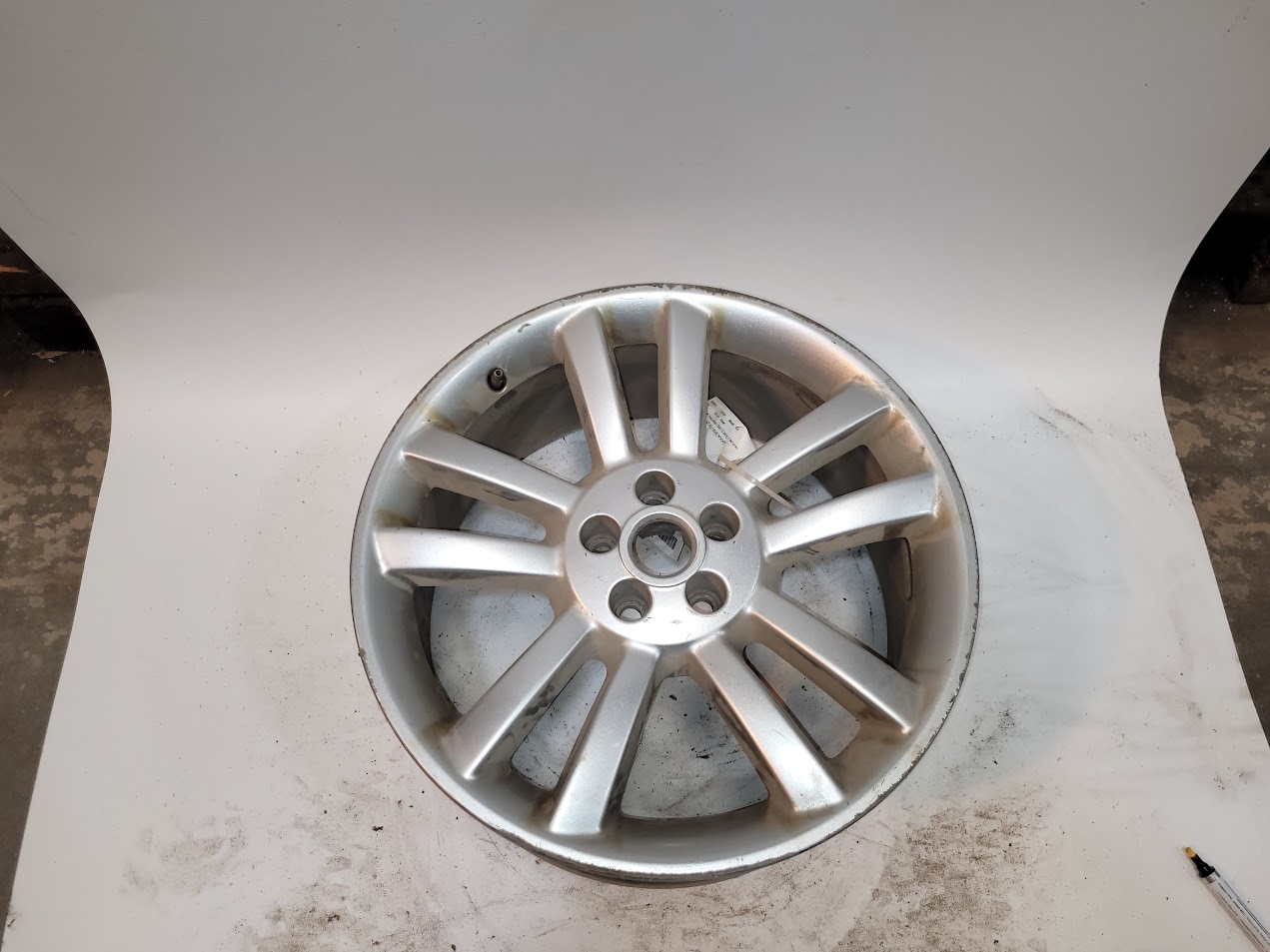Wheel for Jaguar vehicles