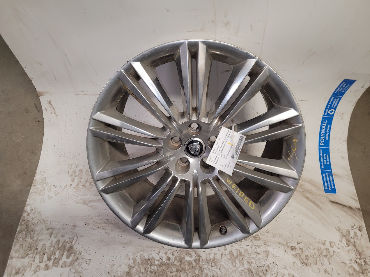 Wheel for Jaguar vehicles
