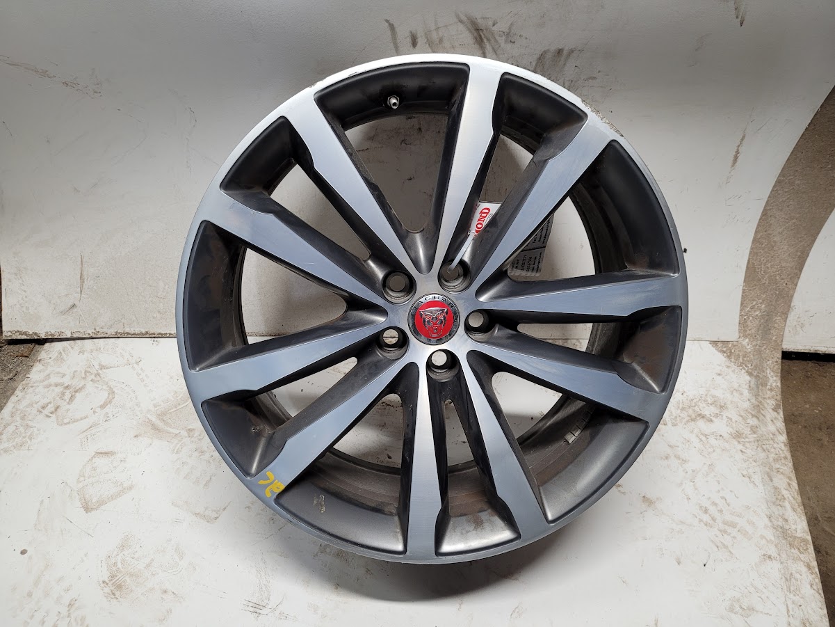 Wheel for Jaguar vehicles