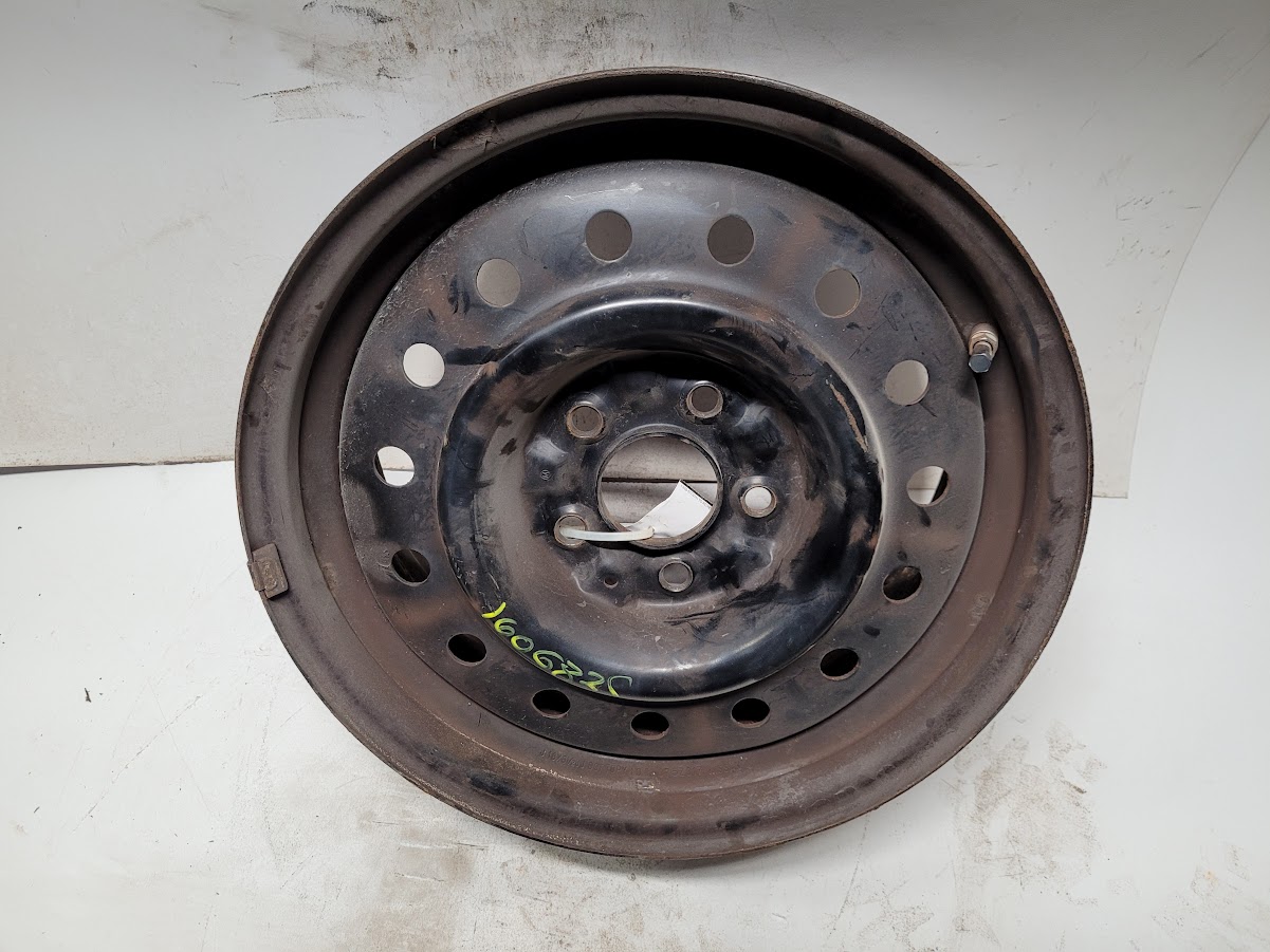 Wheel for Nissan vehicles