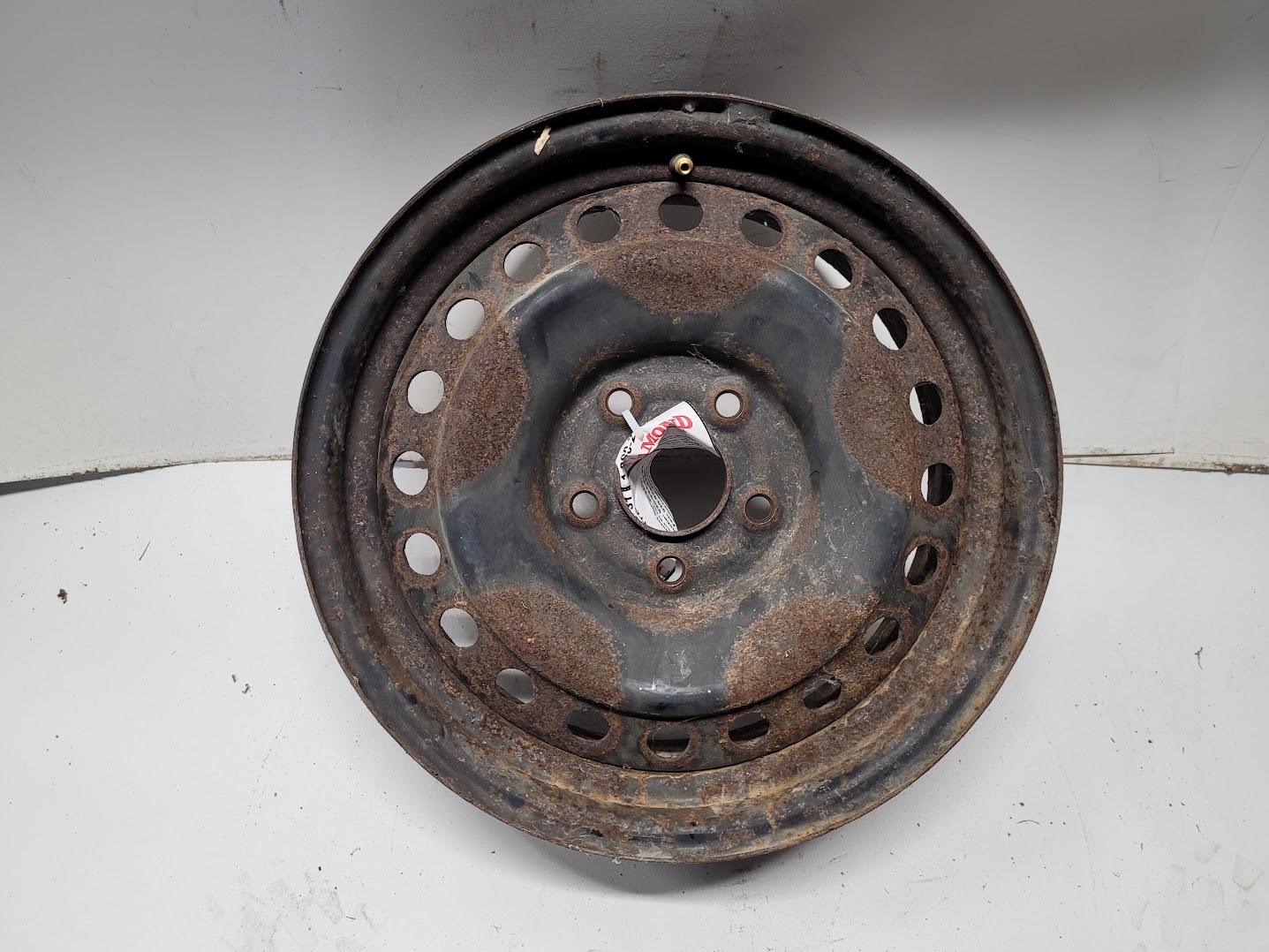 Wheel for Nissan vehicles