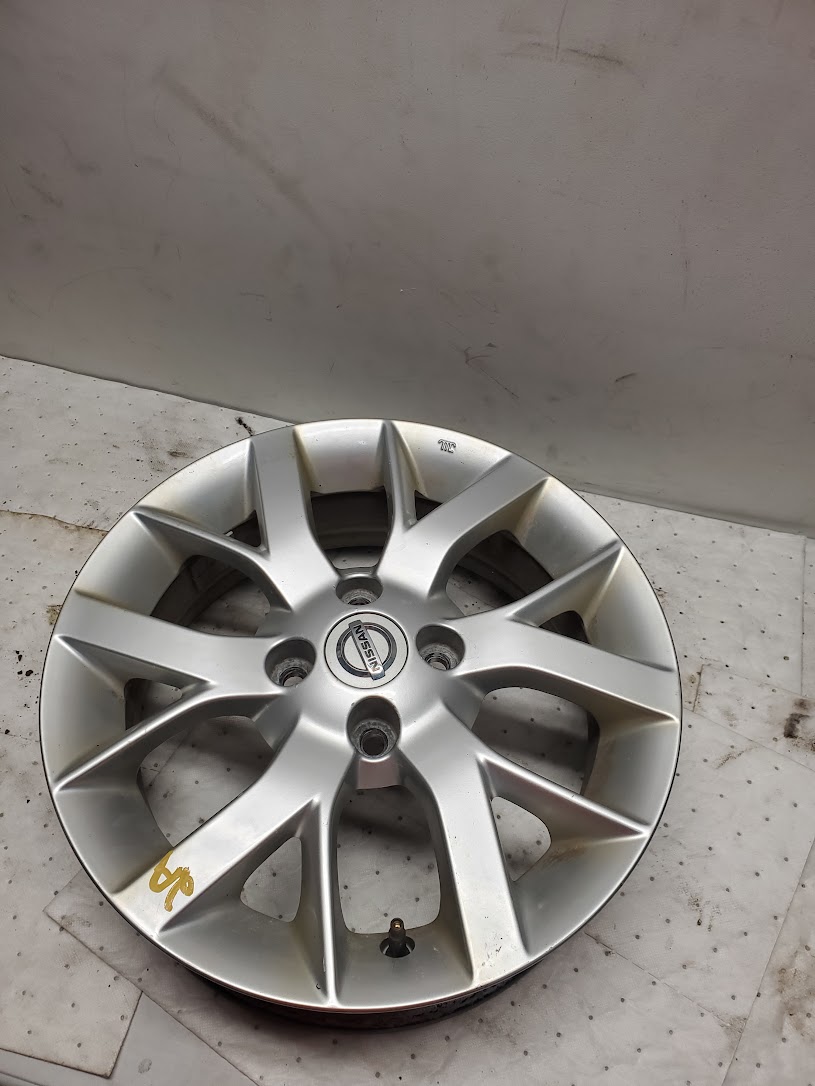 Wheel for Nissan vehicles