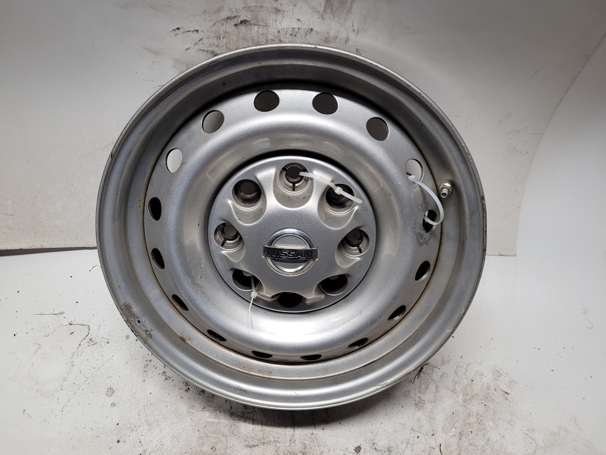 Wheel for Nissan vehicles