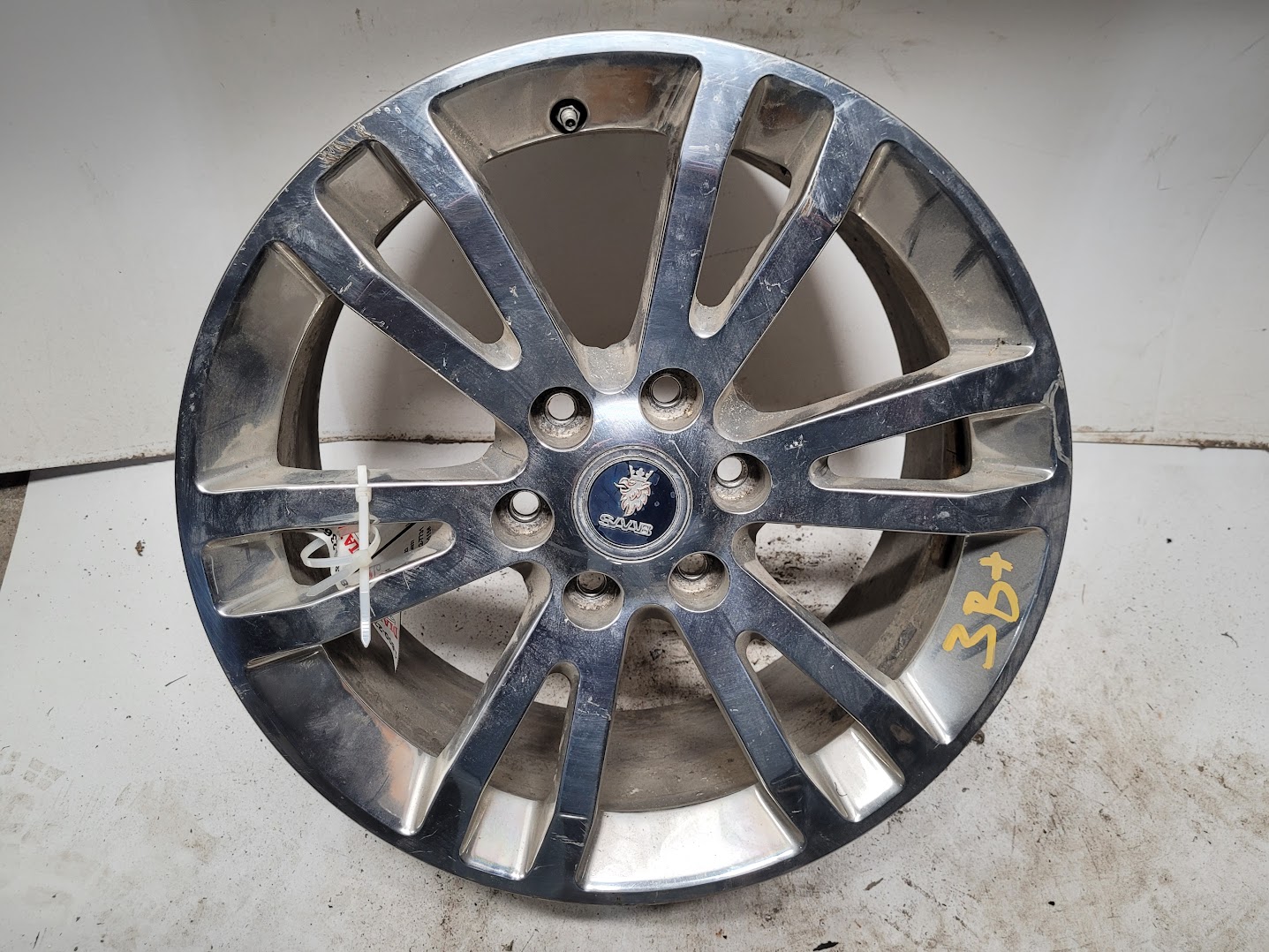 Wheel for Saab vehicles