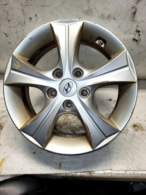 Wheel for Hyundai vehicles