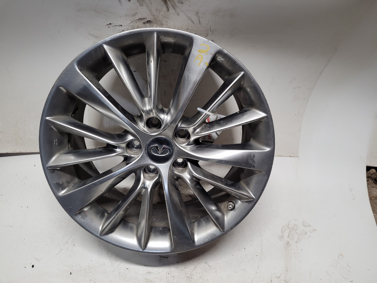 Wheel for Infiniti vehicles