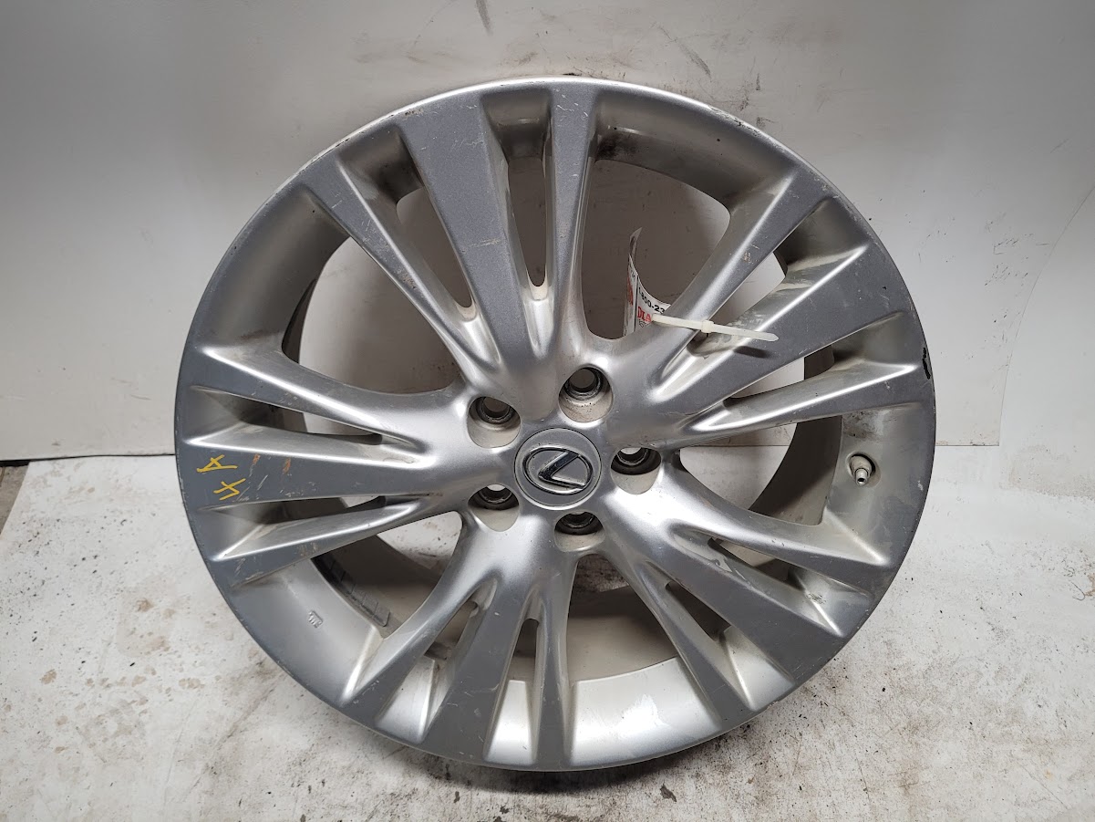 Wheel for Lexus vehicles