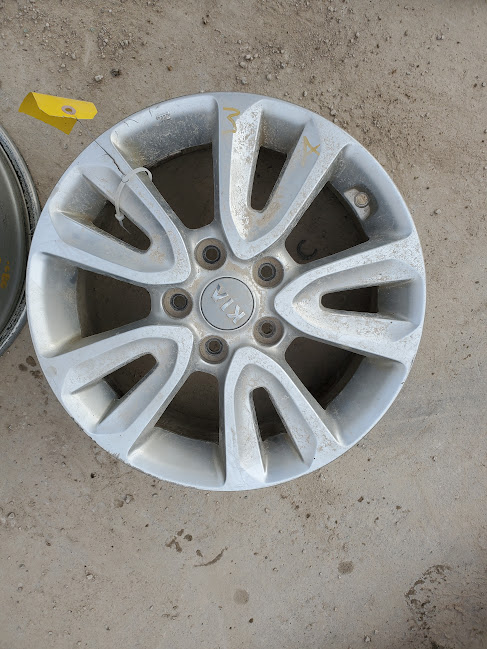 Wheel for Kia vehicles