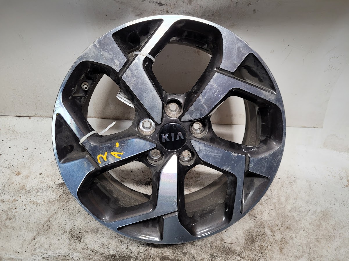 Wheel for Kia vehicles