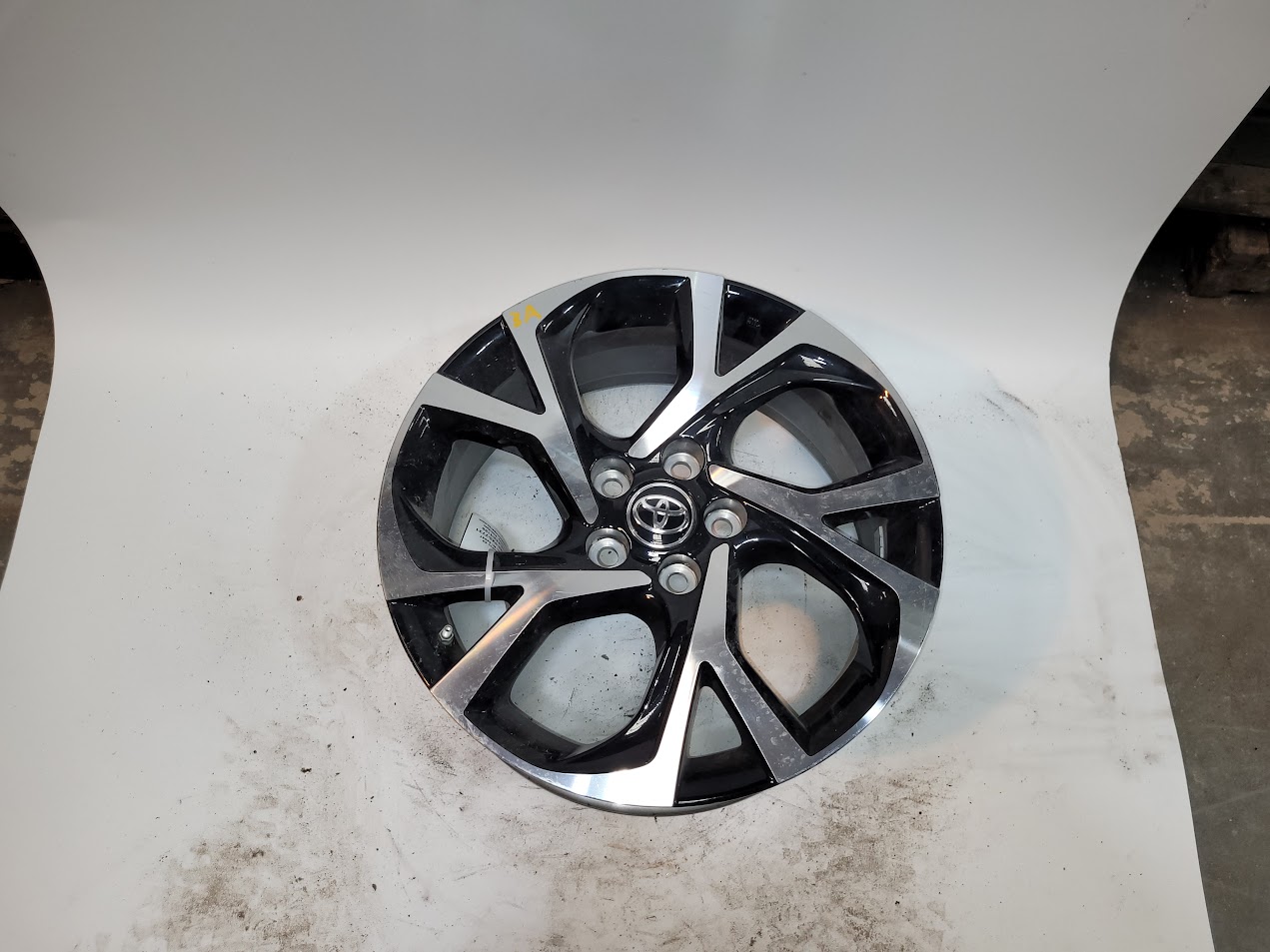 Wheel for Toyota vehicles