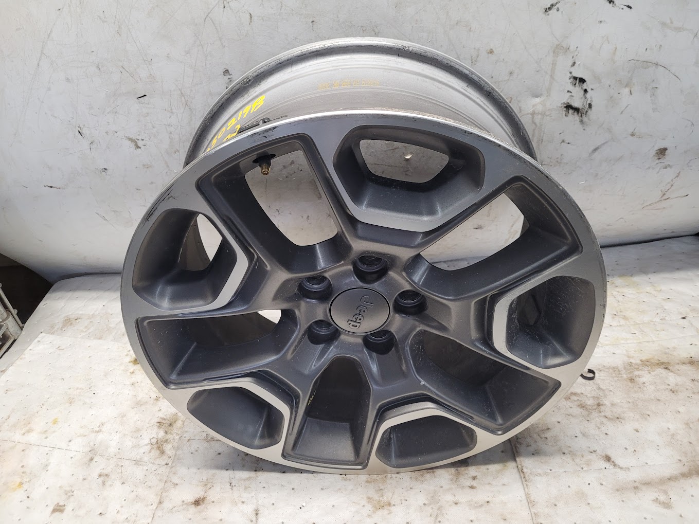 Wheel for Jeep vehicles
