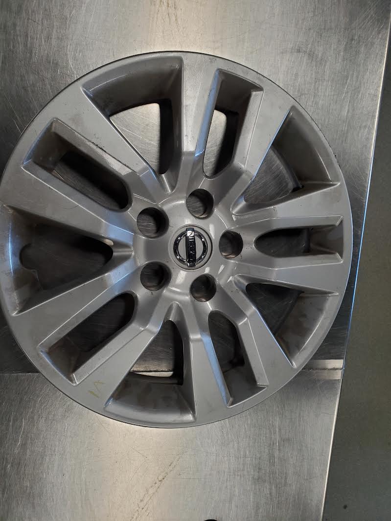 Wheel Cover for Nissan vehicles
