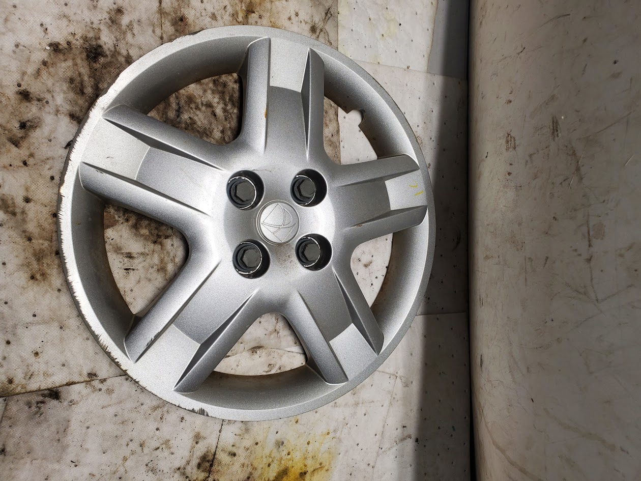 Wheel Cover for Saturn vehicles