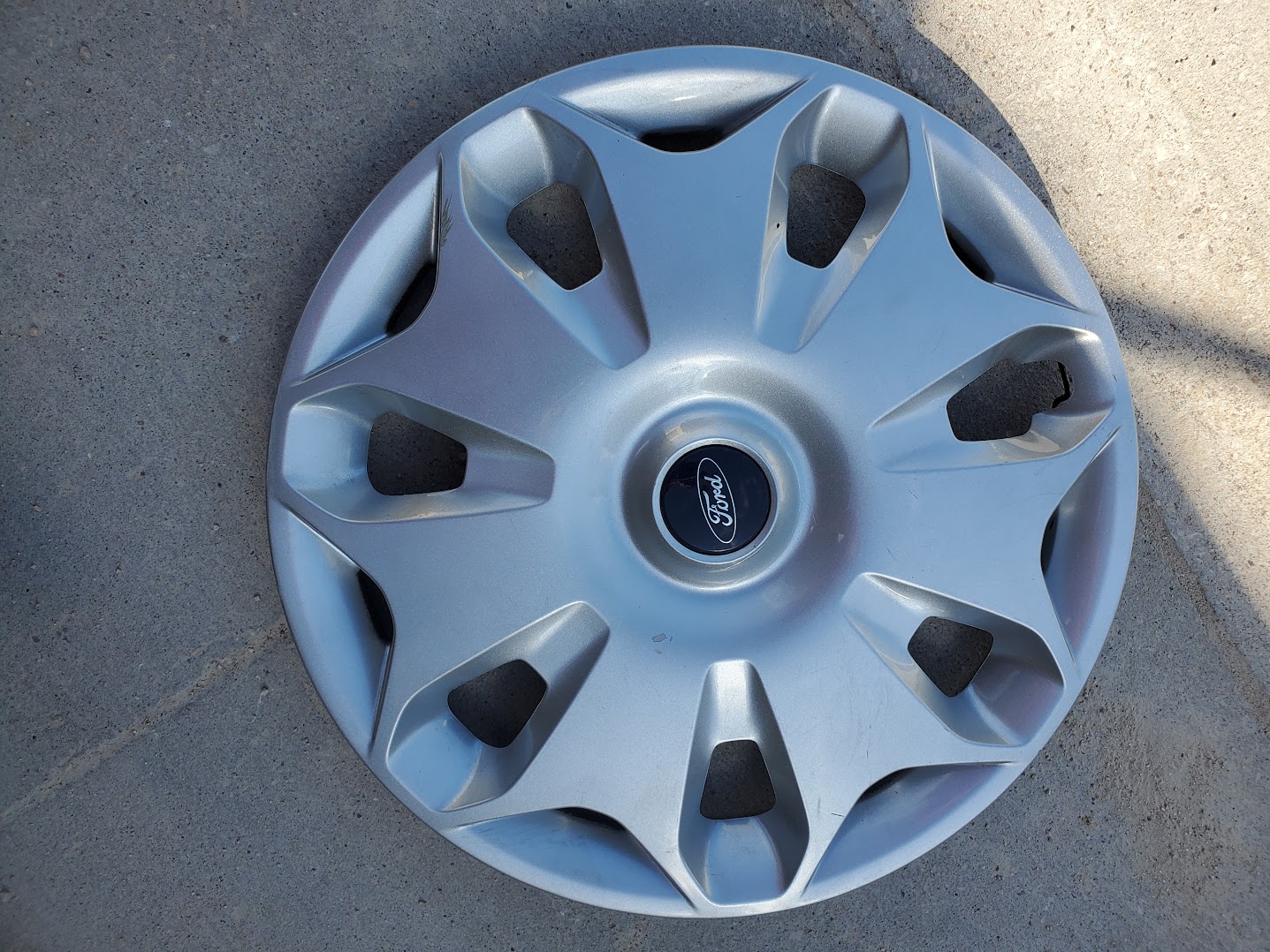 Wheel Cover for Ford vehicles