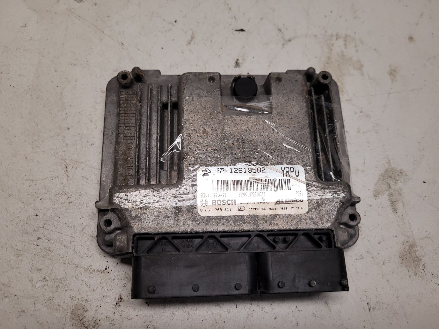 Engine Control Module for Cadillac, Chevrolet and Pontiac vehicles