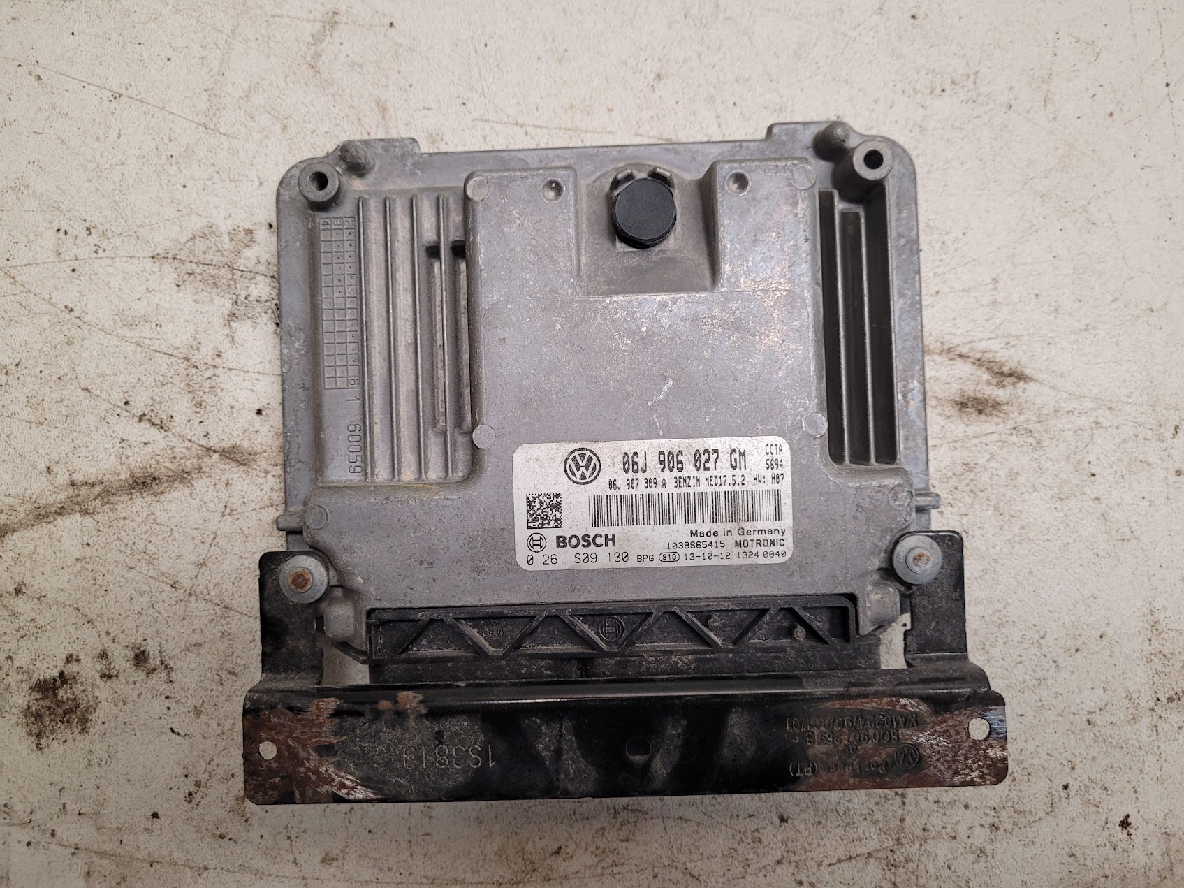 Engine Control Module for Volkswagen vehicles