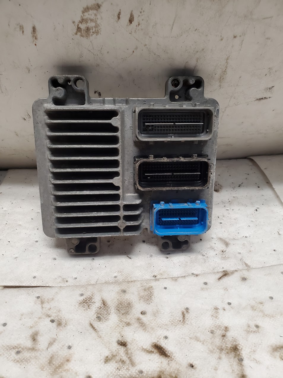 Engine Control Module for Buick, Chevrolet, Pontiac, GMC, Cadillac and Saturn vehicles