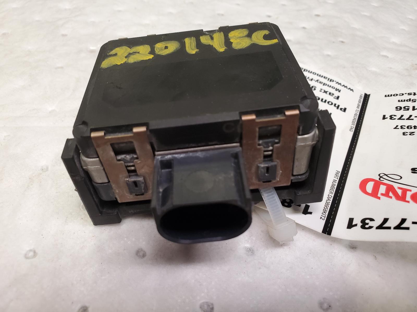 Camera Projector for Nissan vehicles