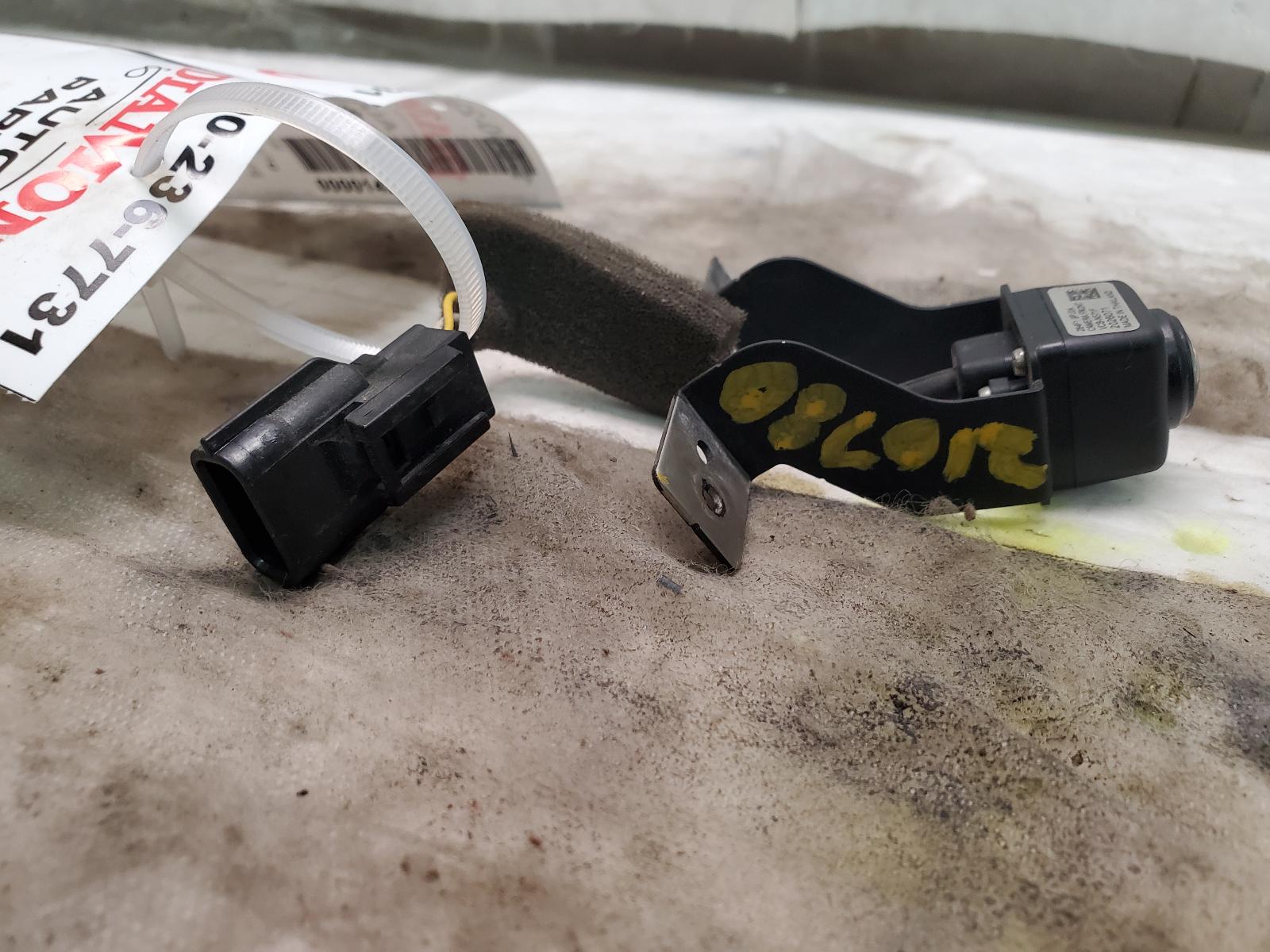 Camera Projector for Nissan vehicles
