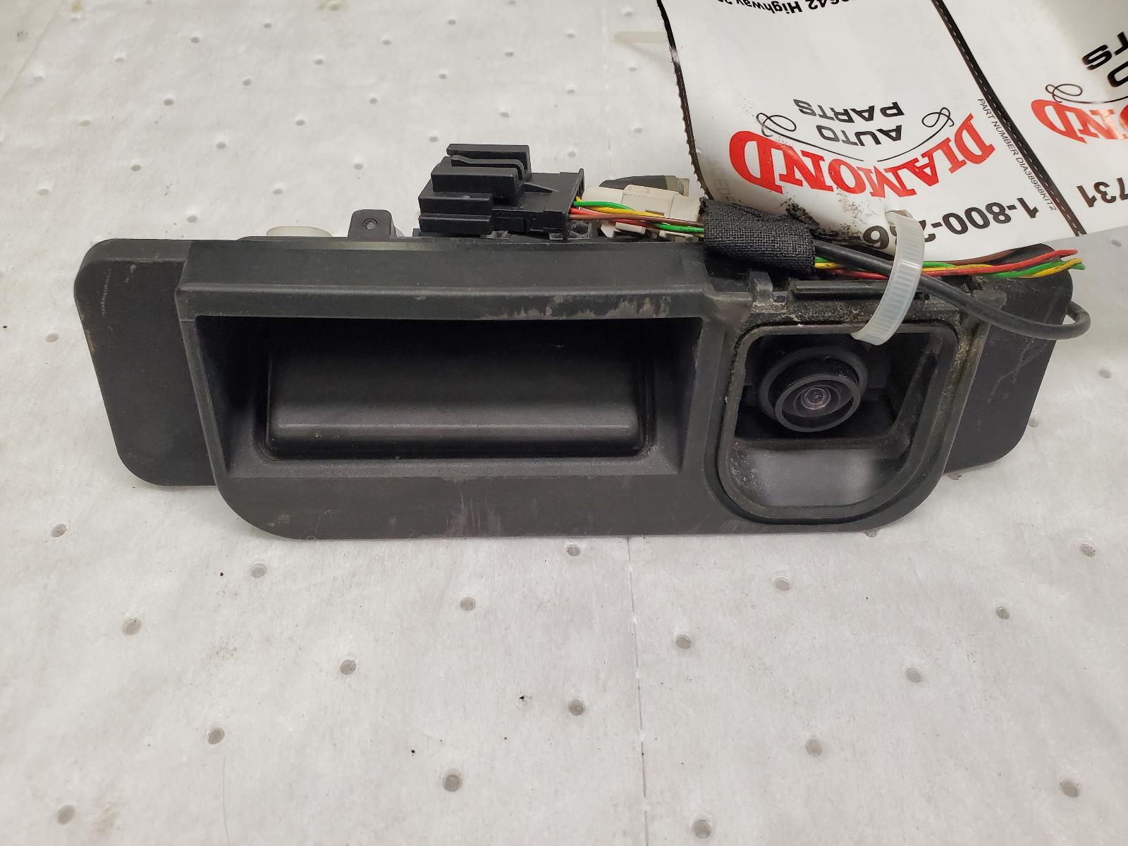 Camera Projector for Mercedes-Benz vehicles