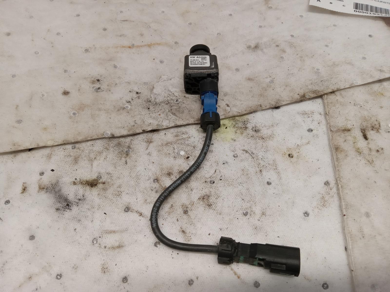 Camera Projector for Audi vehicles