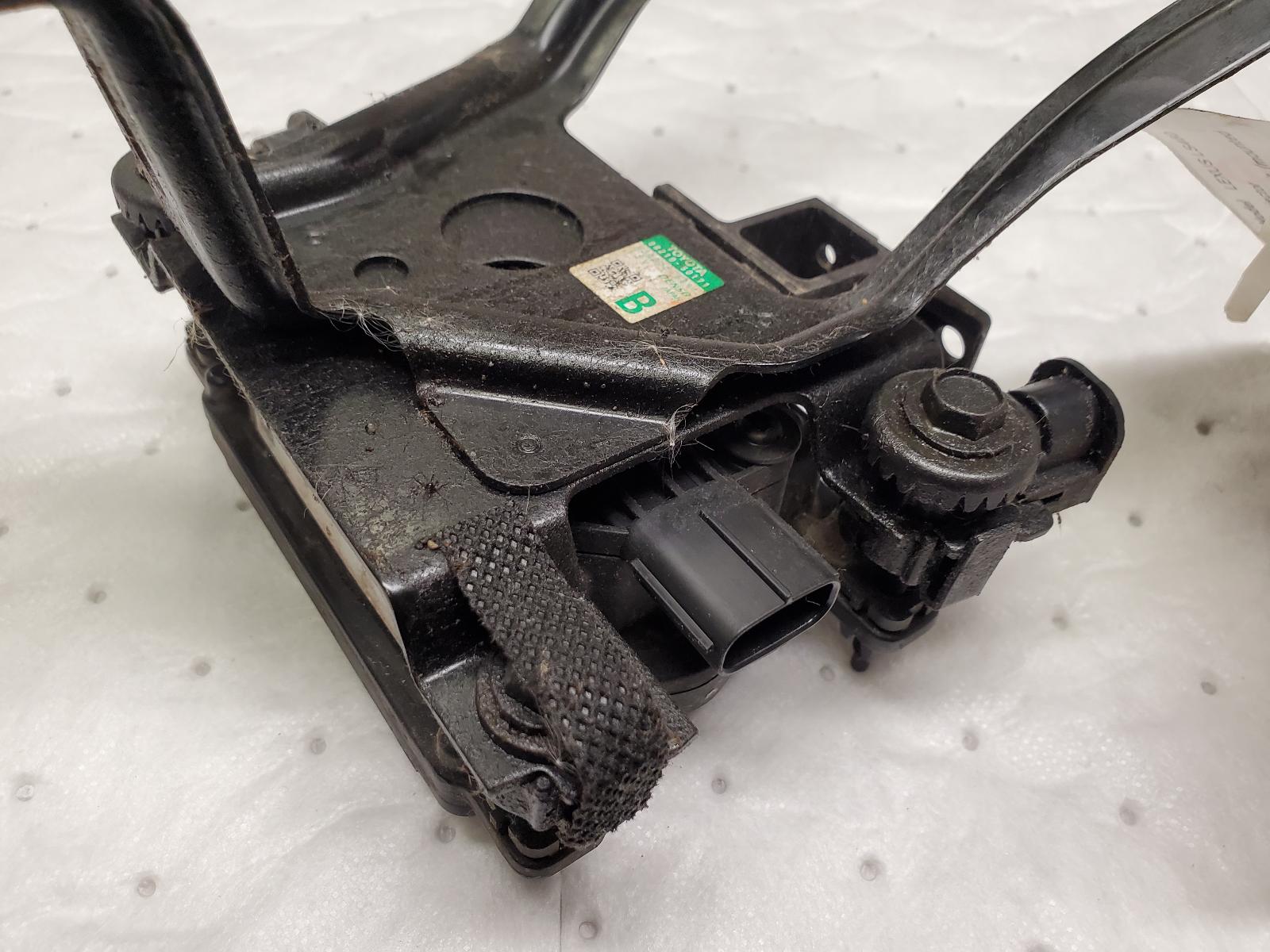 Camera Projector for Lexus vehicles