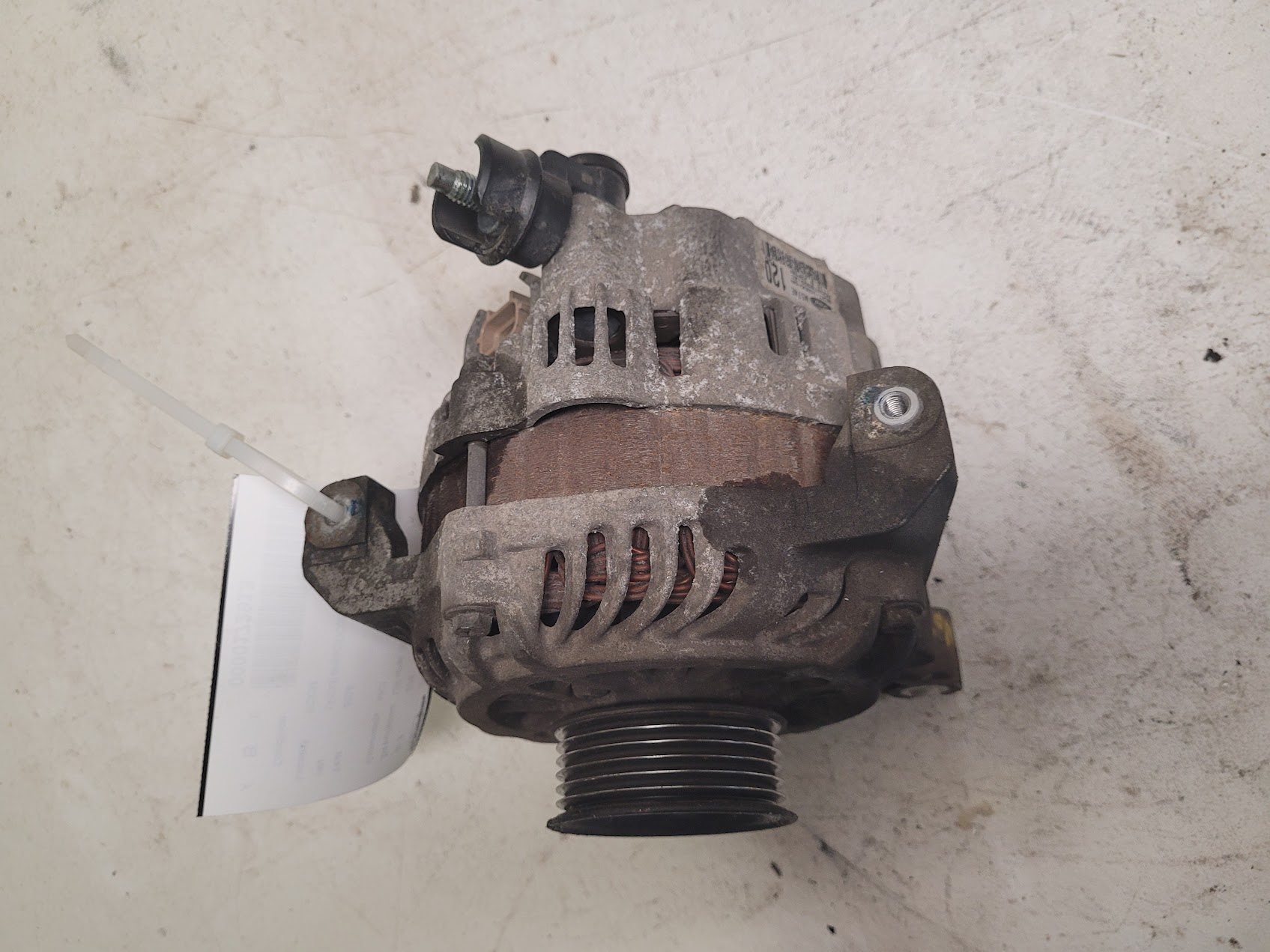 Alternator for Ford vehicles