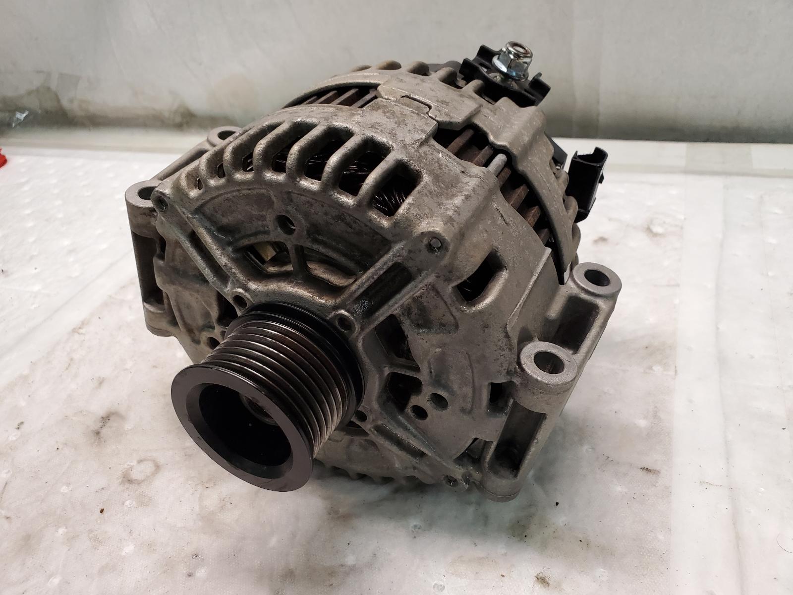 Alternator for Mercedes-Benz vehicles