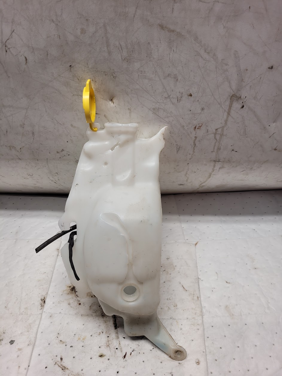Washer Reservoir Assembly for Dodge vehicles