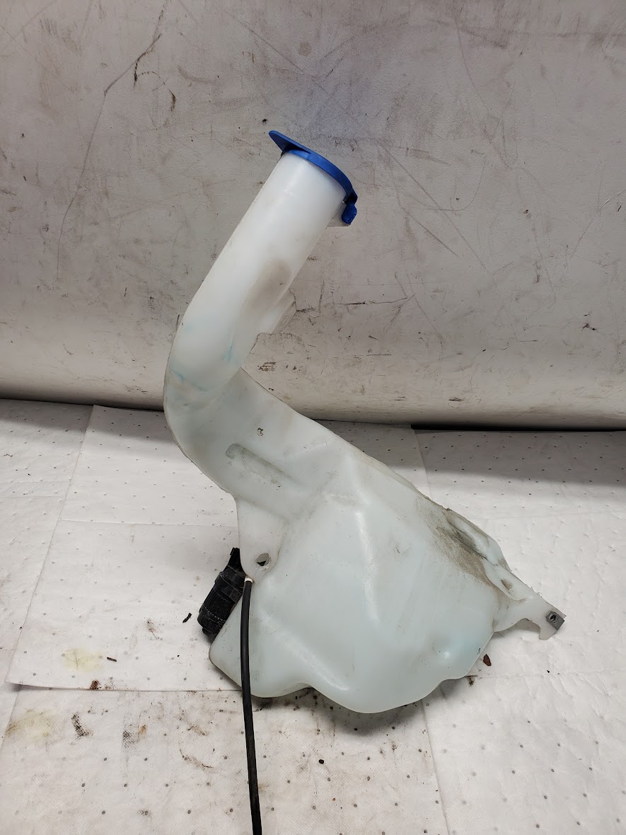 Washer Reservoir Assembly for Ford vehicles