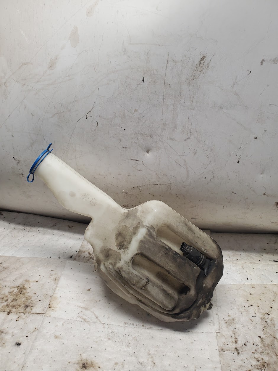 Washer Reservoir Assembly for Mercedes-Benz vehicles