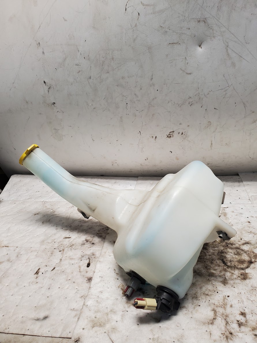 Washer Reservoir Assembly for Chrysler and Dodge vehicles