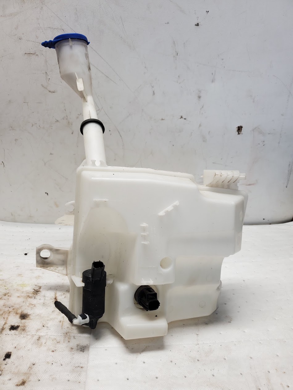 Washer Reservoir Assembly for Ford vehicles