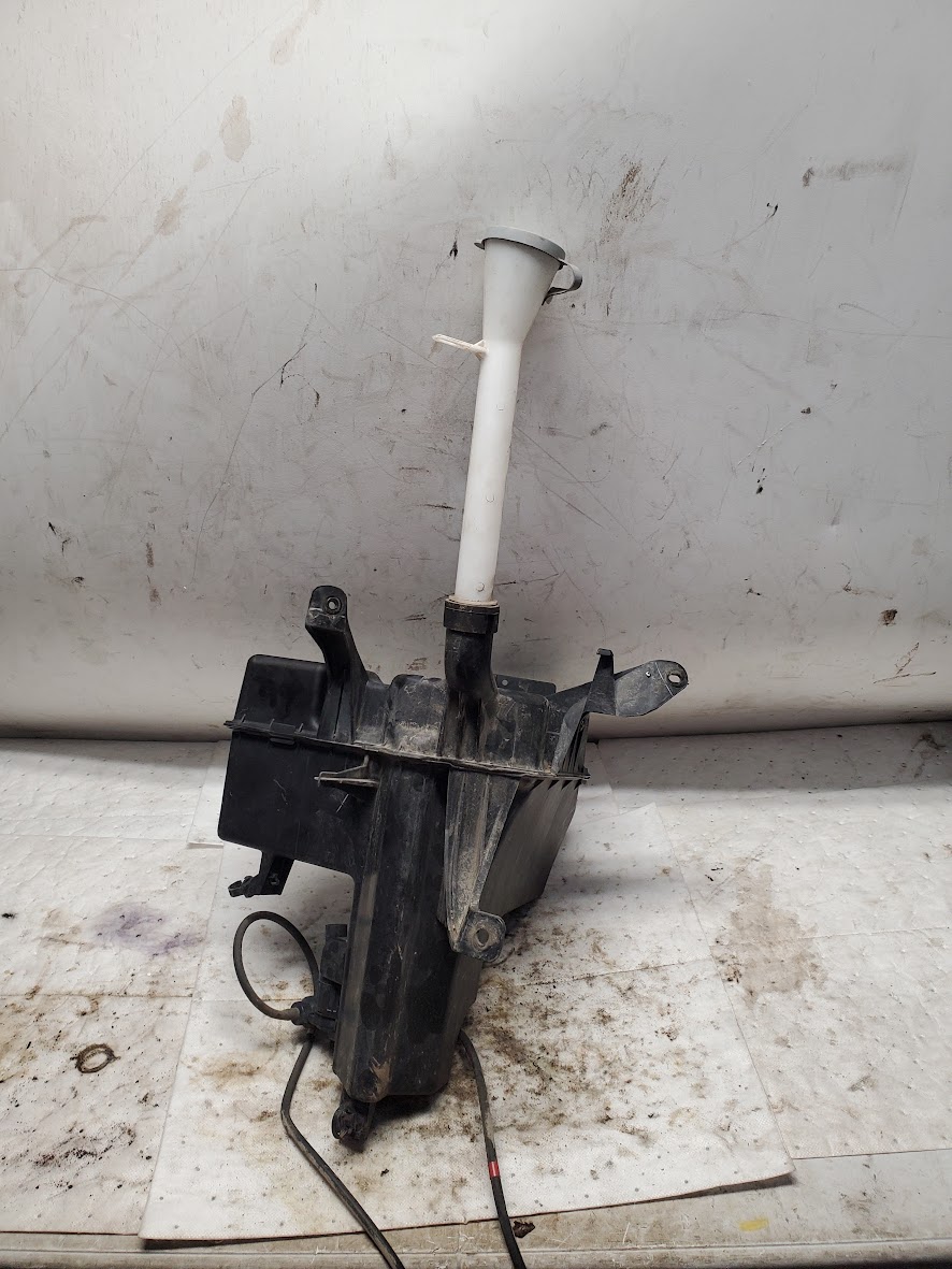 Washer Reservoir Assembly for Nissan and Infiniti vehicles
