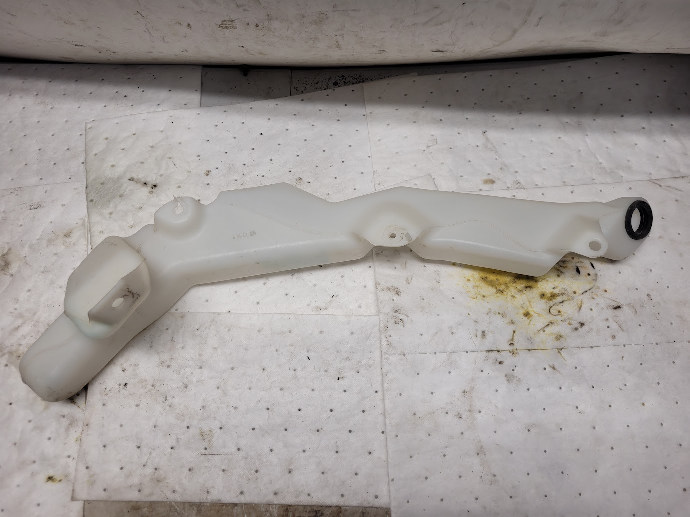 Washer Reservoir Assembly for Honda vehicles
