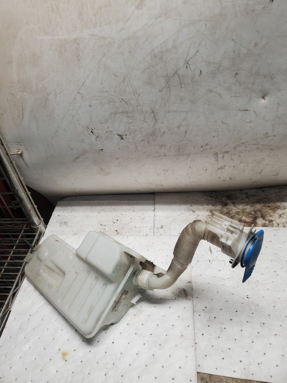 Washer Reservoir Assembly for Audi vehicles