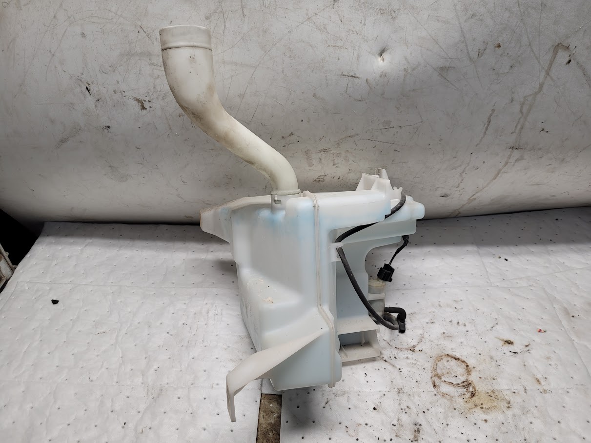 Washer Reservoir Assembly for Subaru vehicles