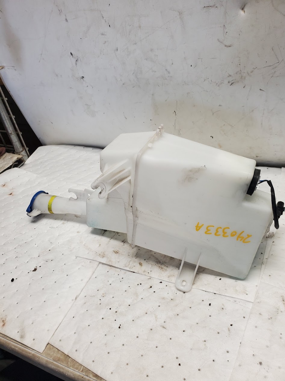 Washer Reservoir Assembly for Hyundai vehicles