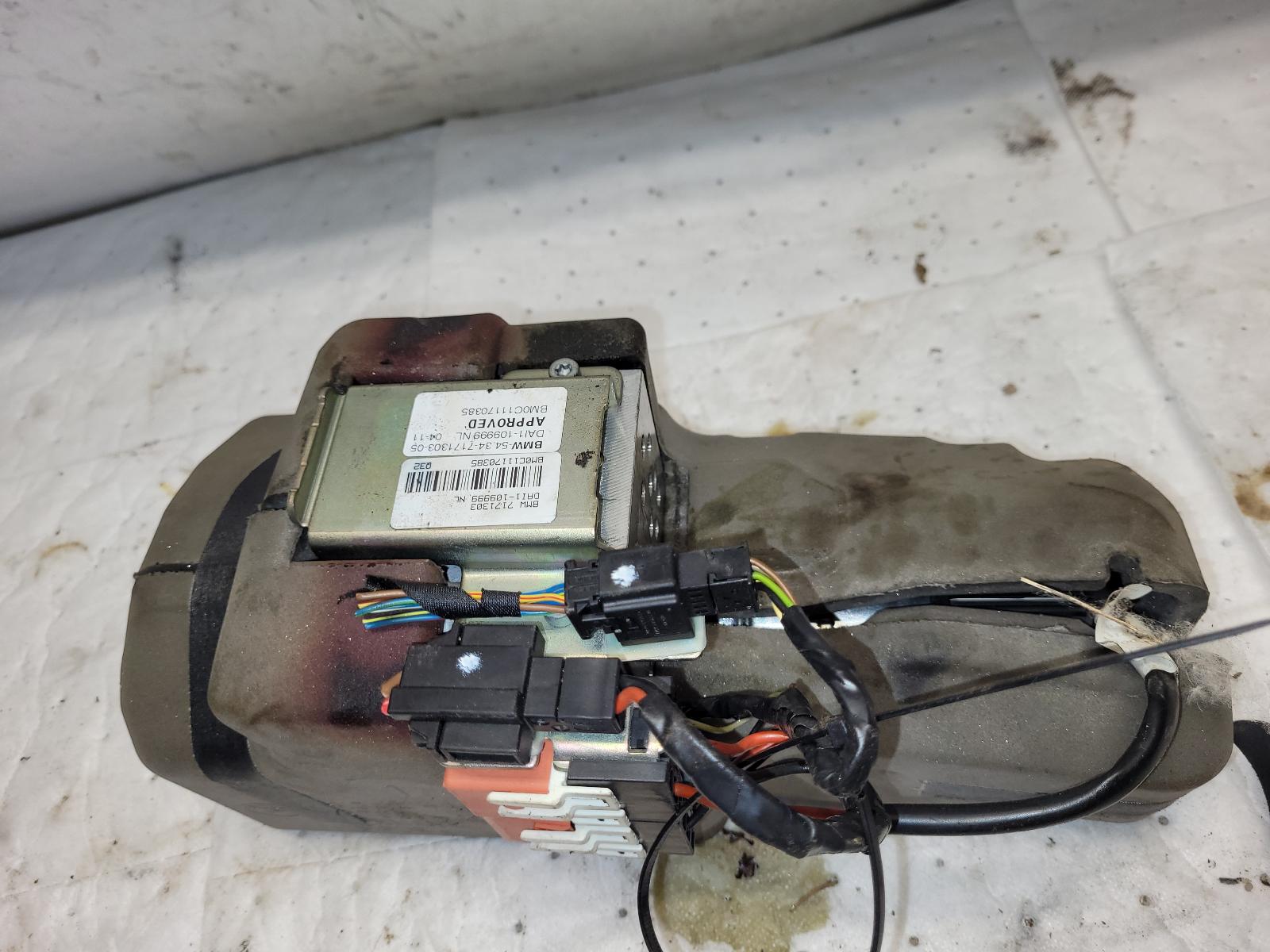 Convertible Top Lift for Jaguar vehicles