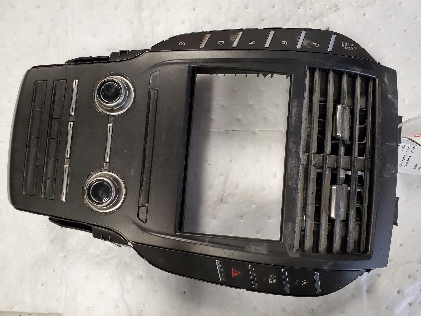 Radio Audio for Lincoln vehicles
