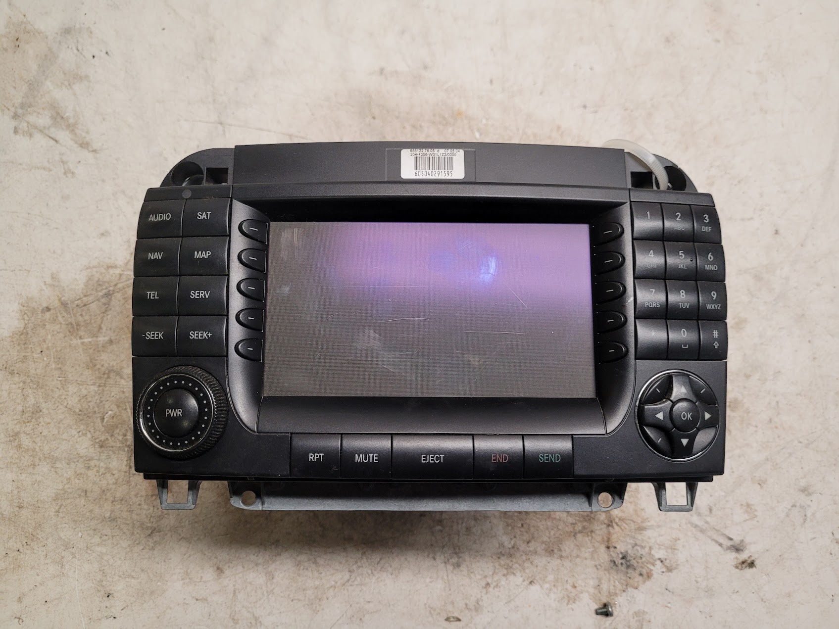 Radio Audio for Mercedes-Benz vehicles
