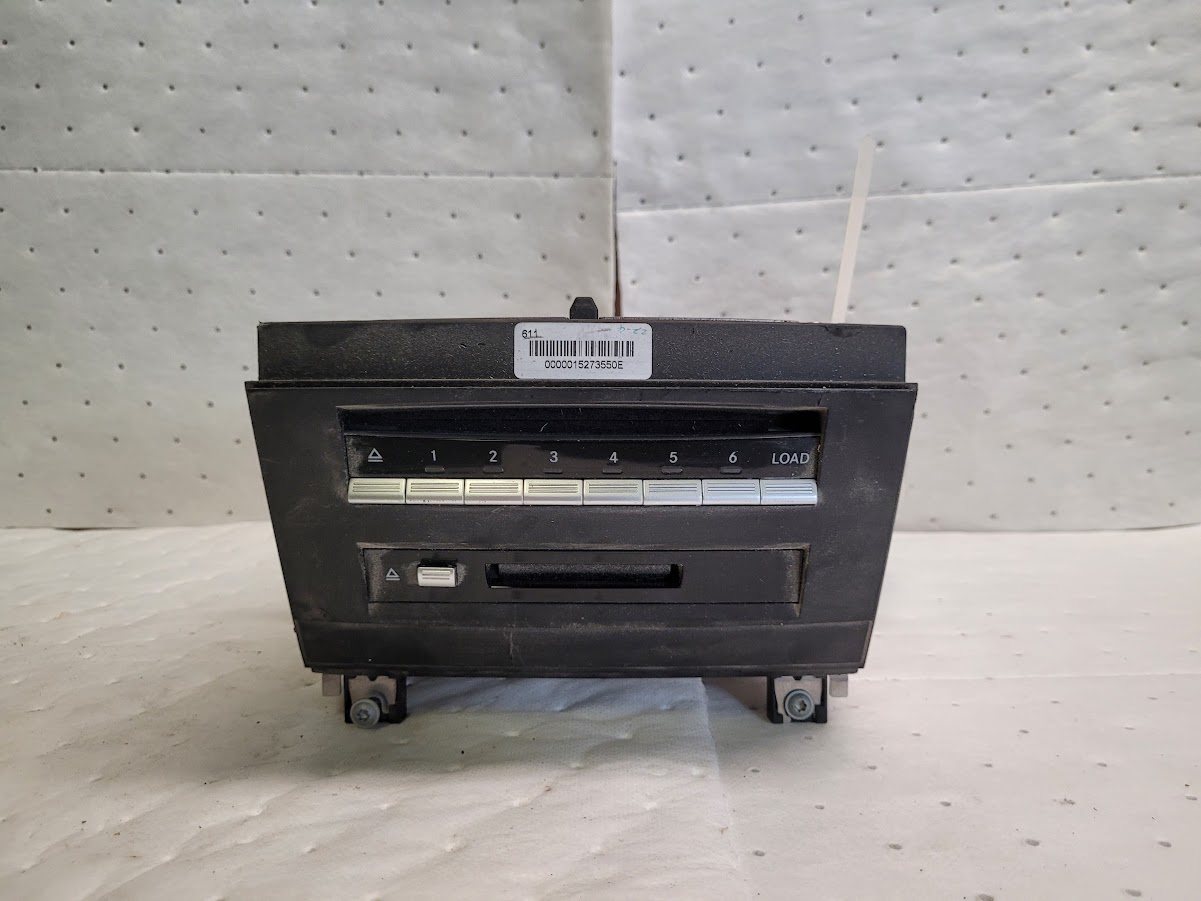 Radio Audio for Mercedes-Benz vehicles