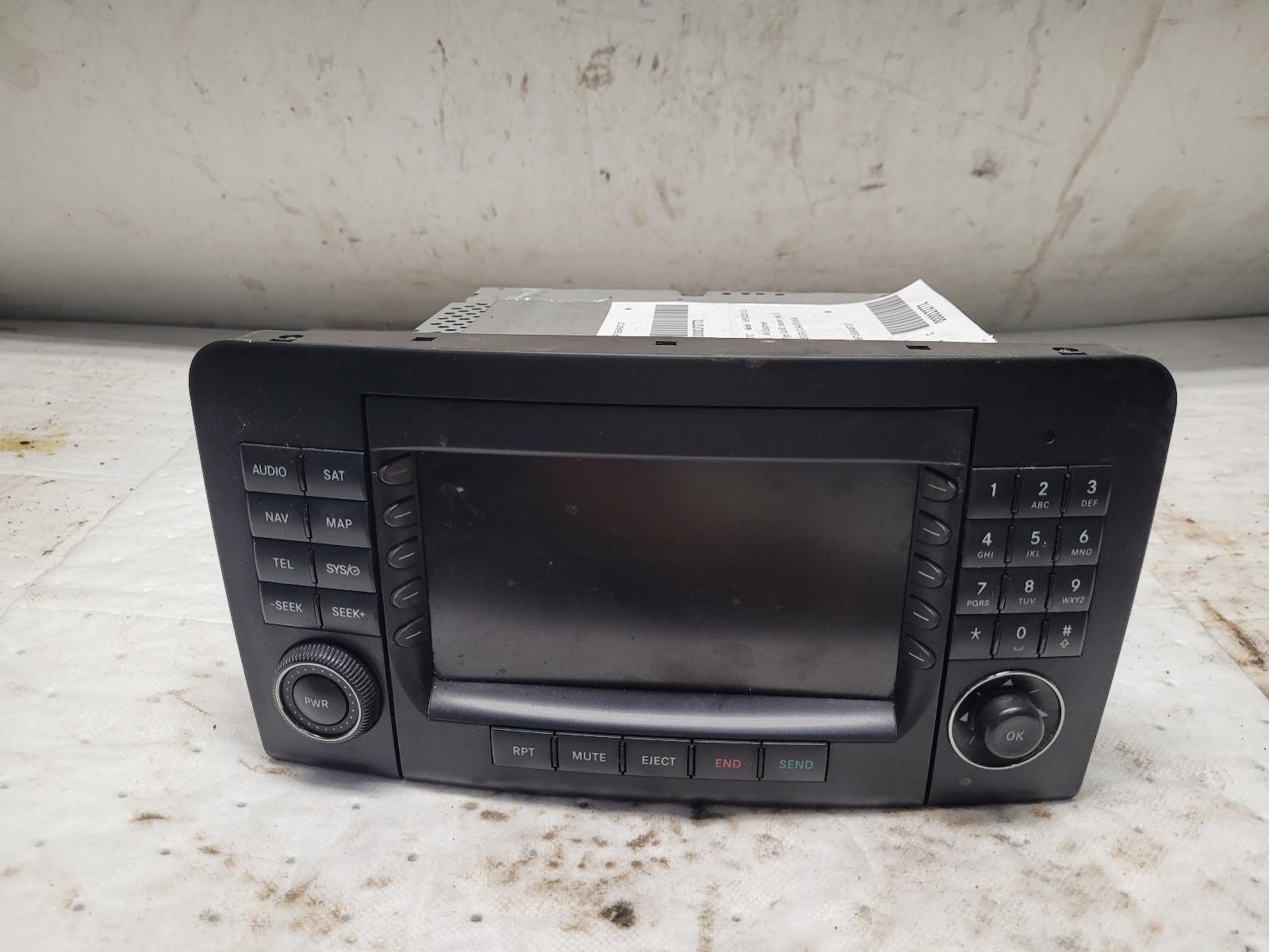 Radio Audio for Mercedes-Benz vehicles