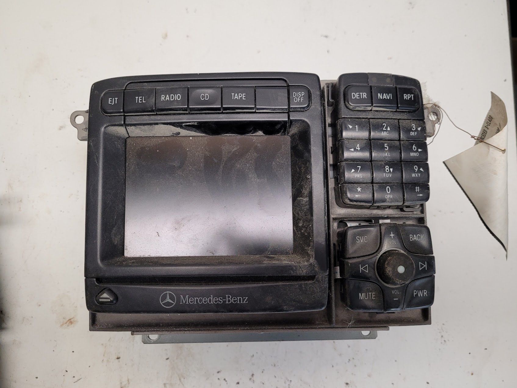 Radio Audio for Mercedes-Benz vehicles