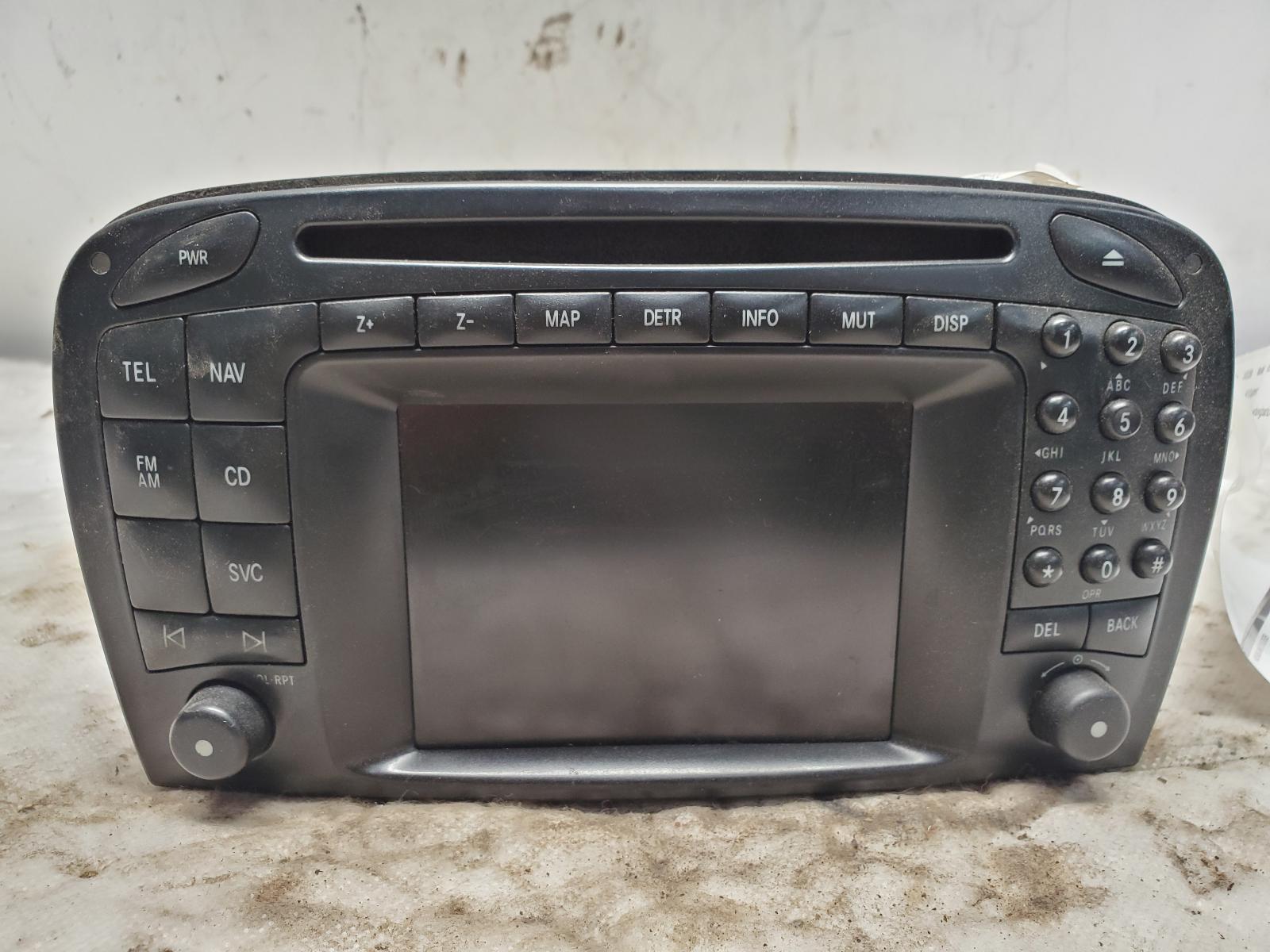 Radio Audio for Mercedes-Benz vehicles