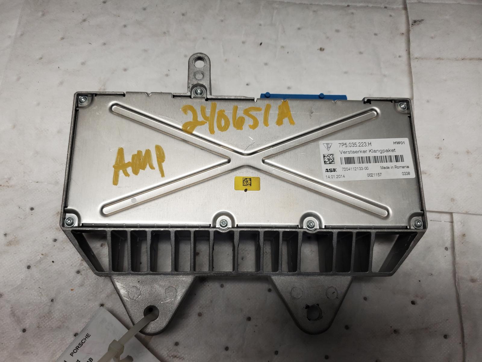 Radio Audio for Porsche vehicles